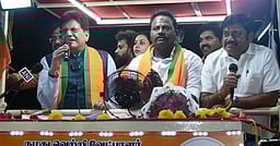 ஸ்ரீரங்கம் கோயிலில் மத்திய அமைச்சர் பியூஷ் கோயல் வழிபாடு