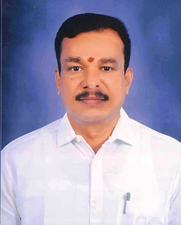 வில்லிவாக்கம் தொகுதி அலசல்!
வலிமையான வியூகங்களில் வேட்பாளா்கள்