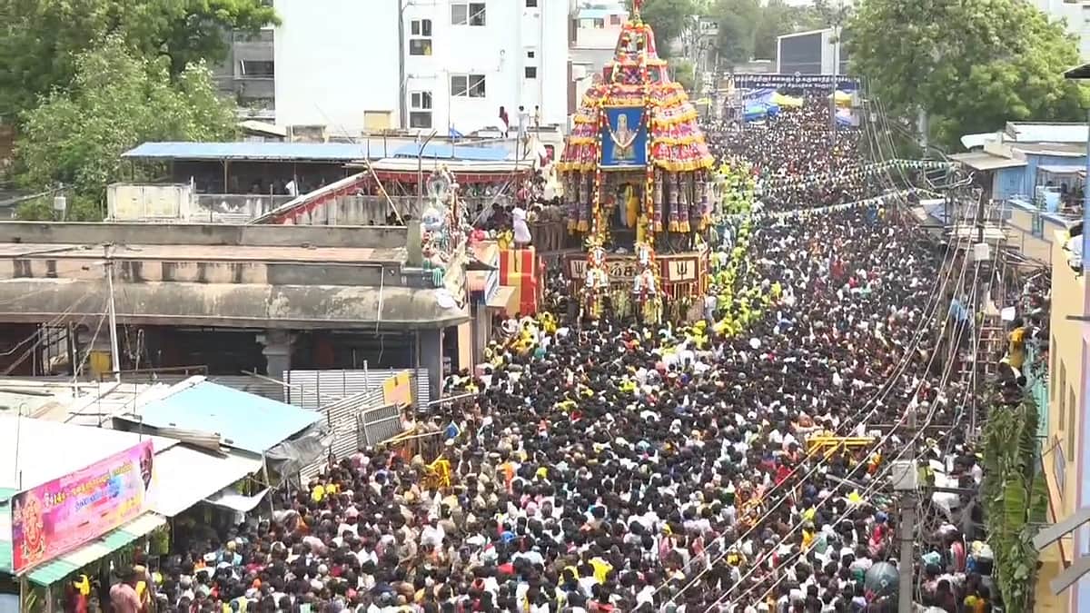சமயபுரம் மாரியம்மன் கோயில் சித்திரைத் தேரோட்டம் கோலாகலம்!