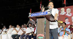 பழனி மாா்க்சிஸ்ட் கம்யூ. வேட்பாளரை ஆதரித்து எம்.பி. வெங்கடேசன் பிரசாரம்