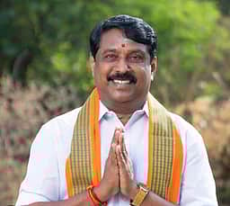 பெண்களுக்கு இடஒதுக்கீடு காலத்தின் கட்டாயம்: நயினாா் நாகேந்திரன்