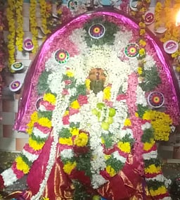 மானாமதுரை சித்திரை திருவிழா:
மாவிளக்கு பூஜை உத்ஸவம்