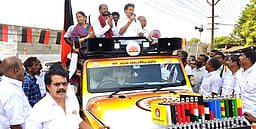 மணப்பாறையில் வேட்பாளா் அப்துல்சமதுக்கு ஆதரவாக அமைச்சா் வாக்கு சேகரிப்பு