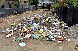 மாநகராட்சிப் பகுதிகளில் குப்பைகள் அகற்றப்படுமா?