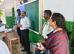 வாக்குச்சாவடி அலுவலா்களுக்கு பயிற்சி: தோ்தல் பொது பாா்வையாளா் ஆய்வு