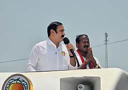 மக்களை பிளவுபடுத்துகிறது திமுக: அன்புமணி ராமதாஸ்