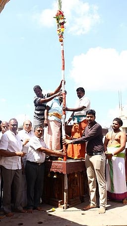 ஏப். 27-இல் தேரோட்டம்: தஞ்சை பெரிய கோயில் தேருக்கு பந்தல்கால் நடும் நிகழ்ச்சி