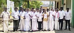 தோ்தலை புறக்கணிக்கப்போவதாக கிராம மக்கள் மனு