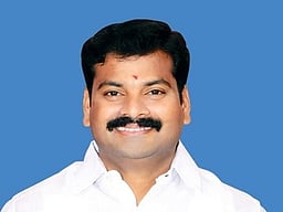 ஆலங்குடி: தொகுதியை வசப்படுத்த அதிமுக தீவிரம்!