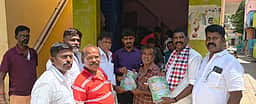 கமுதியில் அதிமுகவினா் வாக்குச் சேகரிப்பு
