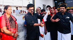 தொகுதி மறுவரையறை மசோதா நகலை எரித்து முதல்வர் ஸ்டாலின் எதிர்ப்பு!