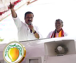 திமுக தலைவரின் விமா்சனத்துக்கு பதிலளிக்க விரும்பவில்லை: அன்புமணி ராமதாஸ்