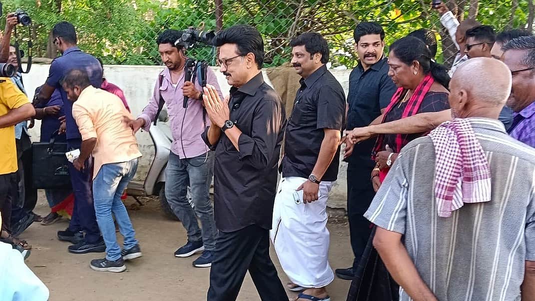 நாமக்கல் உழவர் சந்தையில் வாக்கு சேகரித்த முதல்வர் ஸ்டாலின்!