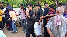 நாமக்கல் உழவர் சந்தையில் வாக்கு சேகரித்த முதல்வர் ஸ்டாலின்!