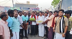 புள்ளம்பாடியில் திமுக  வேட்பாளா் வாக்கு சேகரிப்பு