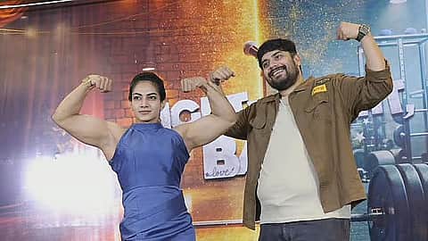 கதாநாயகனான விக்கல்ஸ் விக்ரம்!