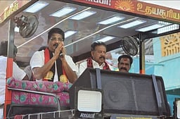 திருக்கோவிலூரில் க.பொன்முடிவாக்கு சேகரிப்பு