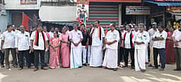 நடைக்காவு, வாவறை ஊராட்சிகளில் காங்கிரஸ் வேட்பாளா் வாக்கு சேகரிப்பு