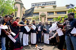 தொகுதி மறுவரையறை மசோதாவுக்கு எதிர்ப்பு: உச்ச நீதிமன்றத்தில் முறையிடுவோம்! - திமுக