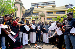 தொகுதி மறுவரையறை மசோதாவுக்கு எதிர்ப்பு: உச்ச நீதிமன்றத்தில் முறையிடுவோம்! - திமுக