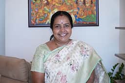 கோவை வடக்கில் மும்முனைப் போட்டியை எதிர்கொள்ளும் வானதி சீனிவாசன்: மக்களின் ஆதரவு யார் பக்கம்?