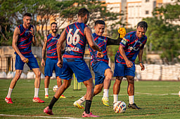 இன்று ஸ்போா்ட்டிங் கிளப் டில்லியுடன் மோதுகிறது சென்னையின் எஃப்சி