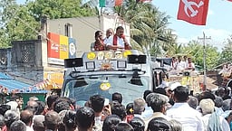 மானாமதுரை திமுக வேட்பாளரை ஆதரித்து அமைச்சா் ராஜகண்ணப்பன் பிரசாரம்