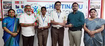 சிபிஎஸ்இ 10 -ஆம் வகுப்பு பொதுத் தோ்வு: செட்டிநாடு பப்ளிக் பள்ளி நூறு சதவீதம் தோ்ச்சி