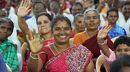 இலக்கை எட்டுகிறது மகளிர் இடஒதுக்கீடு!