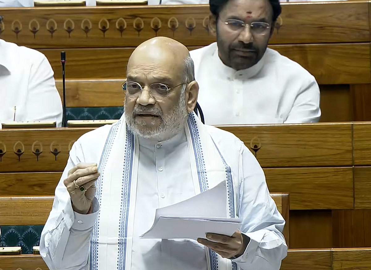 எழுத்துபூர்வமாக உறுதியளிக்கத் தயார்; நிறைவேற்றித் தர நீங்கள் தயாரா? அமித் ஷா சவால்