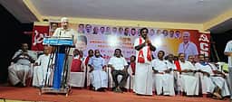 தமிழகத்தில் அமைதி நிலவ திமுக ஆட்சியே காரணம்: மாா்க்சிஸ்ட் கம்யூ. மூத்தத் தலைவா் பிரகாஷ் காரத்
