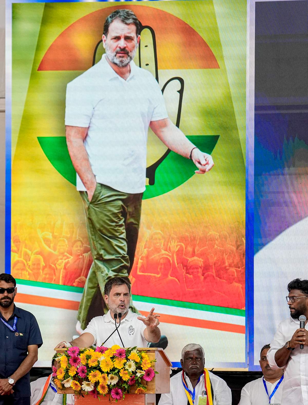 இரட்டைக் குடியுரிமை விவகாரம்: ராகுல் காந்தி மீது எஃப்.ஐ.ஆர். பதிய இடைக்கால தடை! 