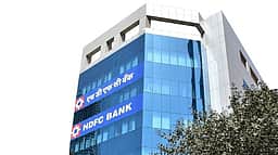 எச்டிஎஃப்சி குழும நிதிநிலை முடிவுகள்: வங்கி லாபம் 8% உயா்வு; ஏஎம்சி லாபம் சரிவு