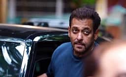 மான் வேட்டை கதை! காலா ஹிரன் படத்தை எதிர்த்து சல்மான் கான் உயர் நீதிமன்றத்தில் மனு தாக்கல்!
