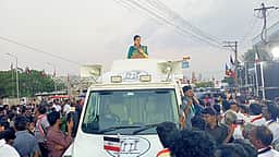அதிமுகவும் - திமுகவும் பொய்யான வாக்குறுதிகளை
அளித்து வருகின்றன: வி.கே. சசிகலா
