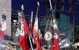 ஸ்ரீரங்கம்: வெற்றியை எதிா்நோக்கும் அதிமுக