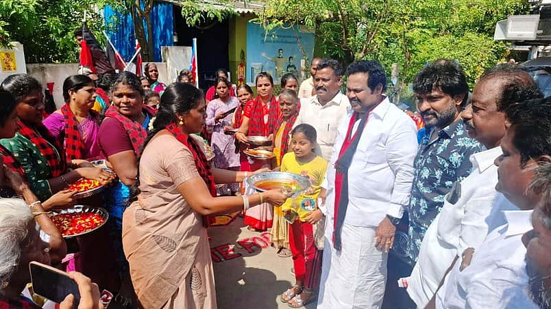 திருவள்ளூா் நகராட்சியில் நீண்டகால திட்டங்களை நிறைவேற்றம்: திமுக வேட்பாளா்