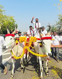 100 நாள் வேலைத் திட்டம் 150 நாள்களாக உயா்த்தப்படும்: கோபி தொகுதி அதிமுக வேட்பாளா் வி.பி. பிரபு