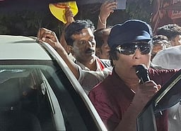 துரோகங்கள் களையெடுக்கப்பட
வேண்டிய தருணம் இது! - நடிகா் காா்த்திக்!