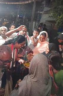 ஆா்.எஸ்.மங்கலம் பகுதியில் அதிமுக வேட்பாளா் வாக்கு சேகரிப்பு