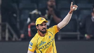 பேட்டிங்கில் முழுமையான சொதப்பல்; தலைமைப் பண்பிலும் தெளிவில்லாத ருதுராஜ் கெய்க்வாட்! 