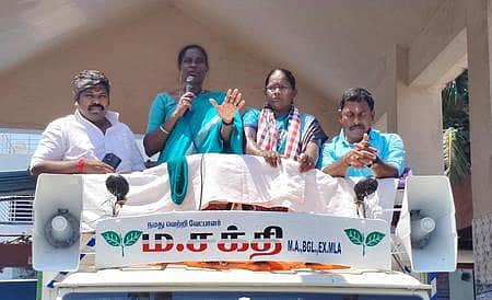 தவெகவினா் தெரியாதவற்றை
கற்றுக்கொள்ள தயாராக இல்லை!