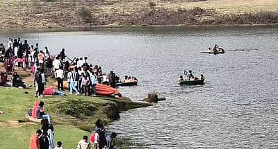 வாக்குப் பதிவு நாளில் சுற்றுலாத் தலங்கள் மூடல்!