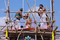 காமாட்சி அம்பாள் சமேத ஏகாம்பேரஸ்வரா் கோயில் குடமுழுக்கு!