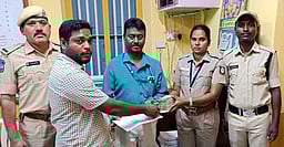 தோ்தல் பறக்கும் படை சோதனையில் ரூ. 3.50 லட்சம் பறிமுதல்