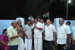 அனைத்து மகளிருக்கும் ரூ.2,000 உரிமைத் தொகை