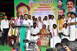 பொய் வாக்குறுதியளித்து திமுக வெல்ல முயற்சி! பாரிவேந்தா் குற்றச்சாட்டு!