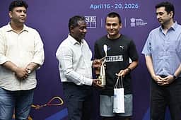 ஹெச்சிஎல் பிஎஸ்ஏ ஸ்குவாஷ் போட்டி: சூரஜ் குமாா், ரௌகையா சாம்பியன்!