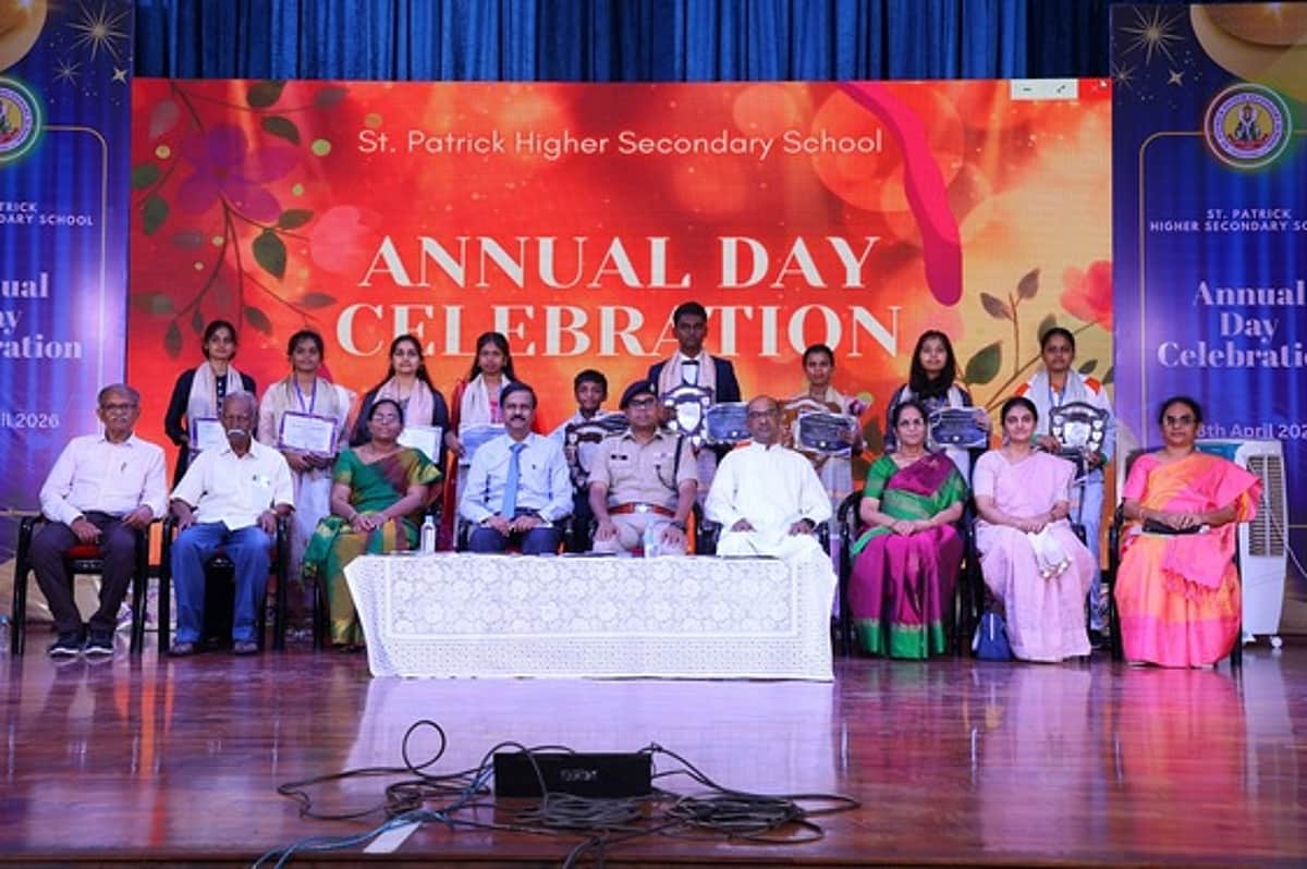 புதுச்சேரியில் பள்ளி ஆண்டு விழா