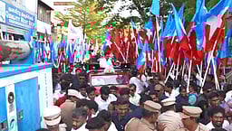 கொளத்தூரில் முதல்வர் மு.க. ஸ்டாலின் சாலைவலம்!